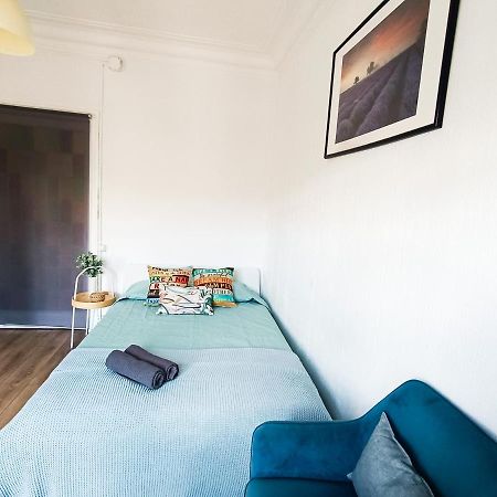 By Paseo De Gracia Rooms Барселона Екстериор снимка