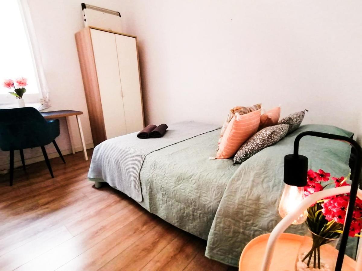 By Paseo De Gracia Rooms Барселона Екстериор снимка